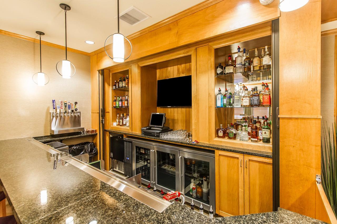Mainstay Suites Stanley Kültér fotó