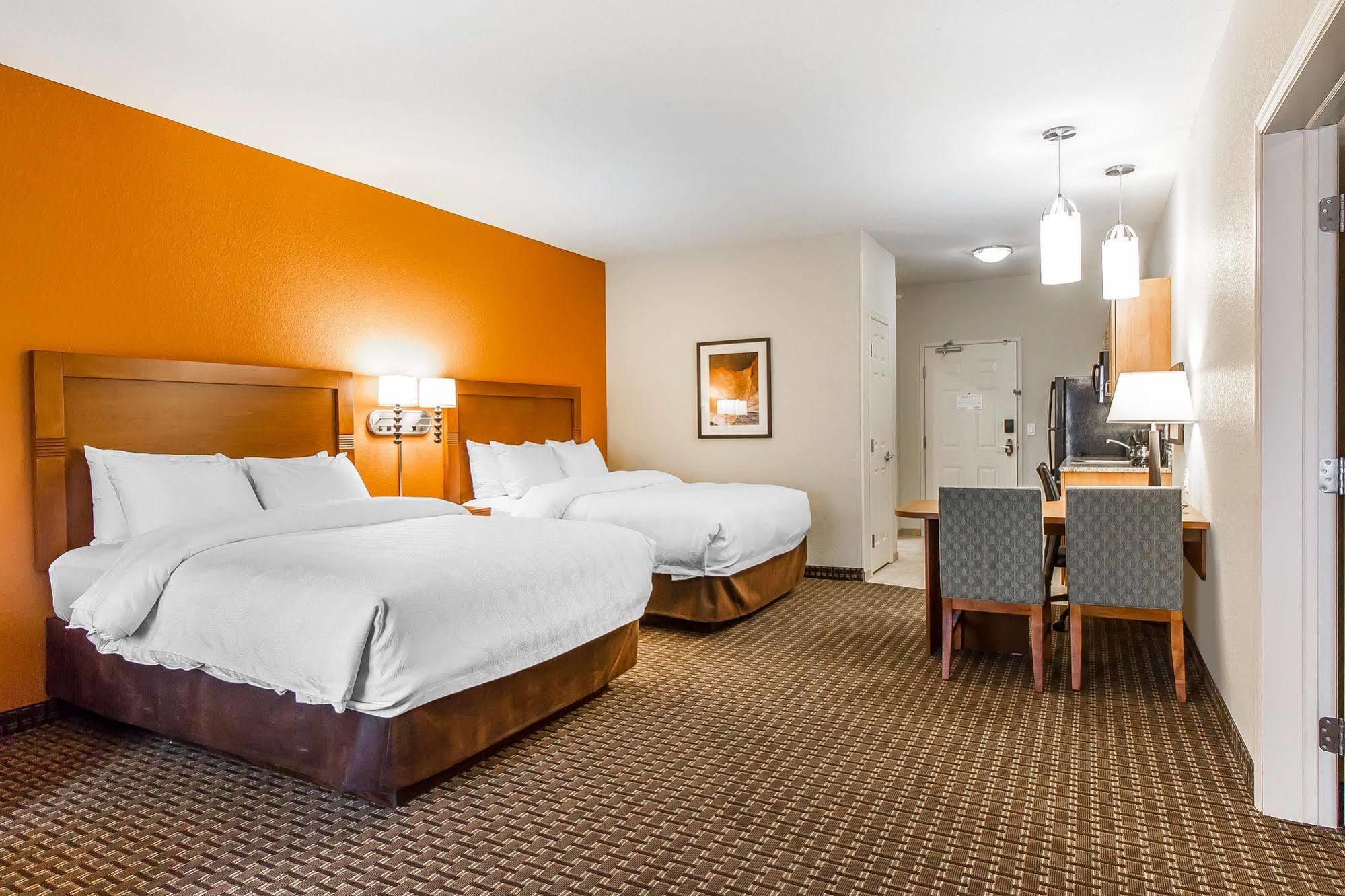 Mainstay Suites Stanley Kültér fotó