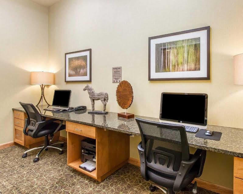 Mainstay Suites Stanley Kültér fotó