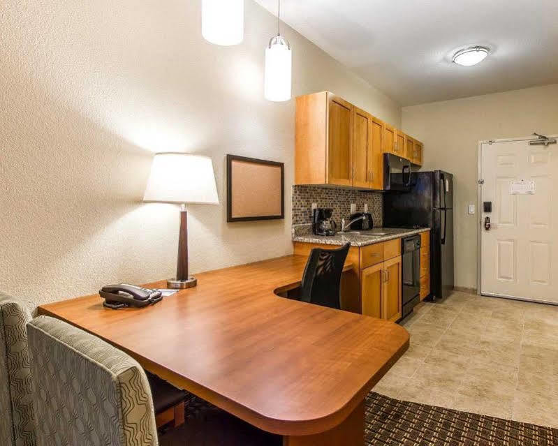 Mainstay Suites Stanley Kültér fotó