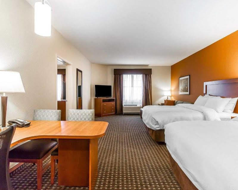 Mainstay Suites Stanley Kültér fotó